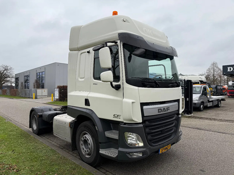 DAF CF 440 3-2016 ONLY 728.000 KM - وحدة جر: صورة 2 DAF CF 440 3-2016 ONLY 728.000 KM - وحدة جر: صورة 2