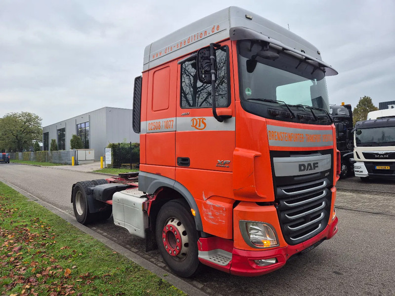 DAF XF 105.460 460 retarder - وحدة جر: صورة 2 DAF XF 105.460 460 retarder - وحدة جر: صورة 2