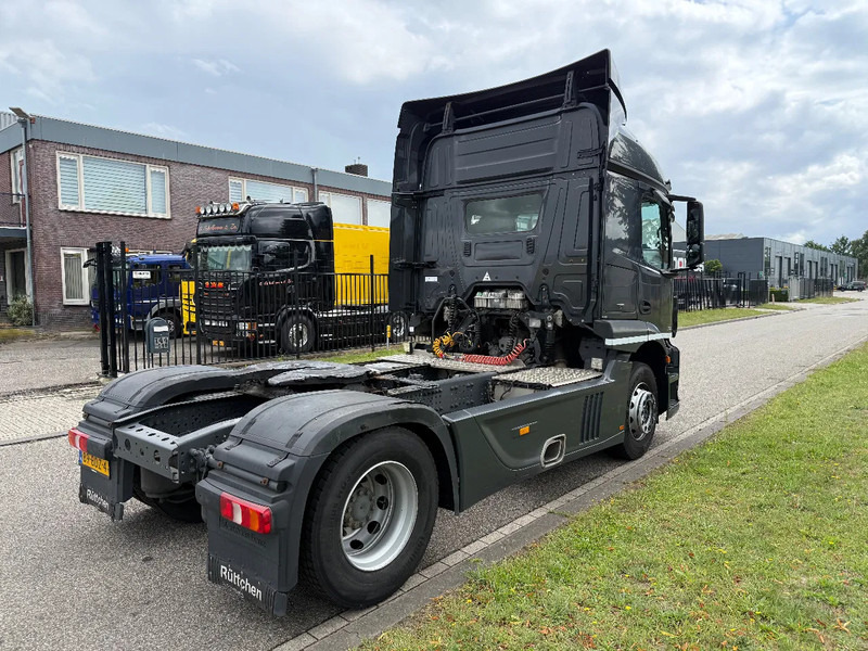 Mercedes-Benz Actros 1939 2014 only 590.000 km - وحدة جر: صورة 5 Mercedes-Benz Actros 1939 2014 only 590.000 km - وحدة جر: صورة 5