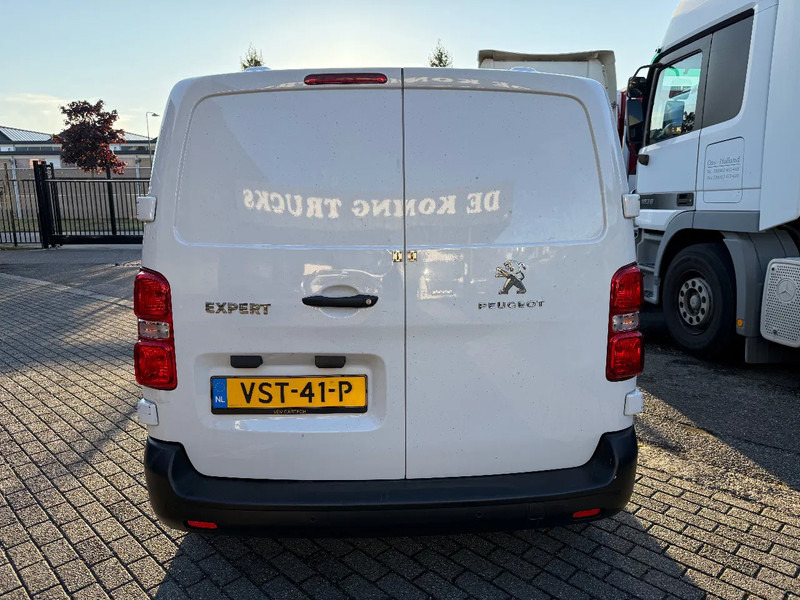 Peugeot Expert 2.0 D 104 KW 2023 BROKEN ENGINE - فان المدمجة: صورة 3 Peugeot Expert 2.0 D 104 KW 2023 BROKEN ENGINE - فان المدمجة: صورة 3