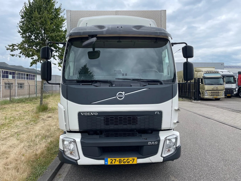 Volvo FL 210 euro 6 2015 - شاحنة مقفلة: صورة 4 Volvo FL 210 euro 6 2015 - شاحنة مقفلة: صورة 4