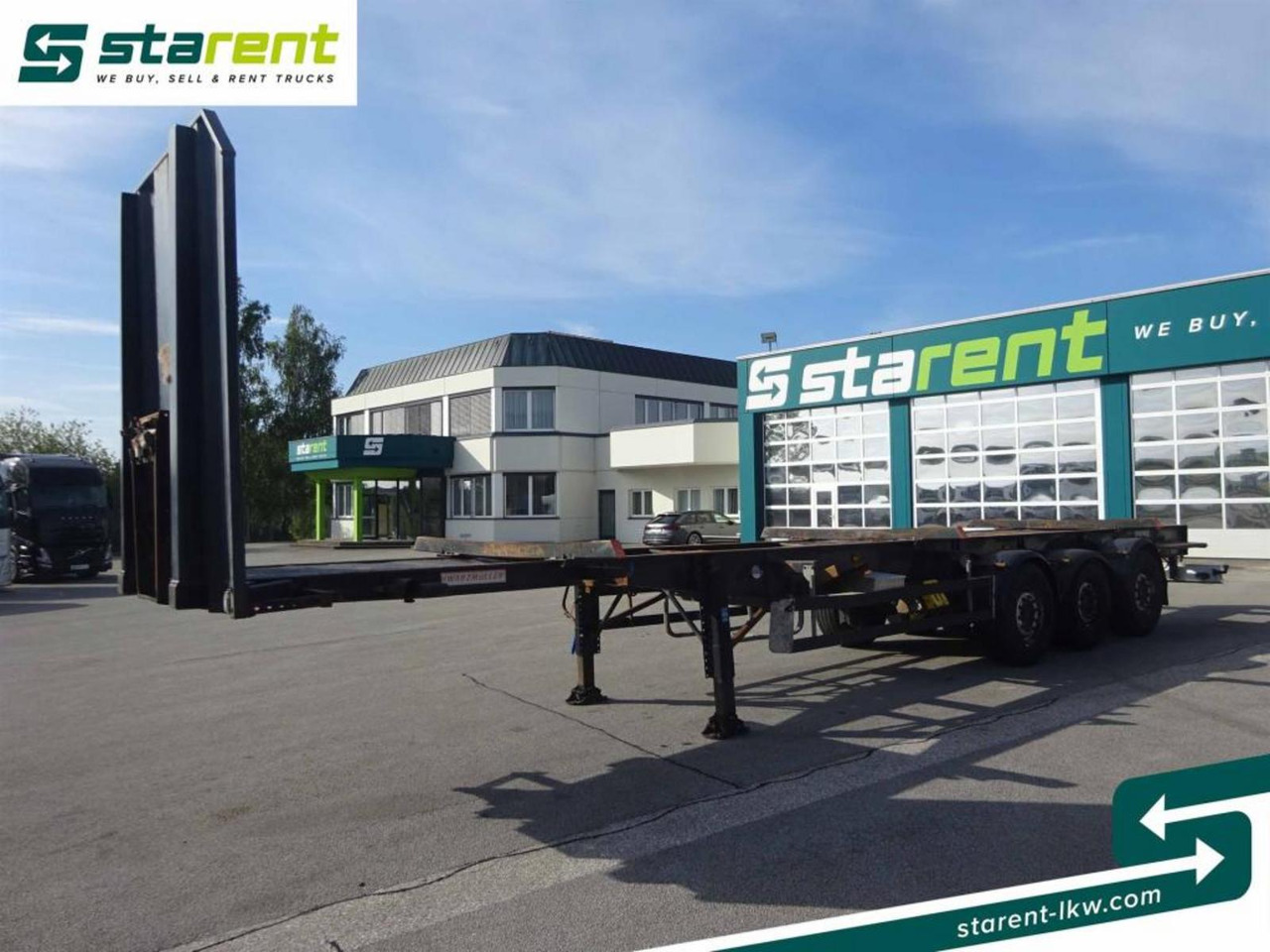 Schwarzmüller Holzrungenauflieger Liftachse TÜV gültig bis 09/25 - نصف مقطورة اخشاب: صورة 1 Schwarzmüller Holzrungenauflieger Liftachse TÜV gültig bis 09/25 - نصف مقطورة اخشاب: صورة 1