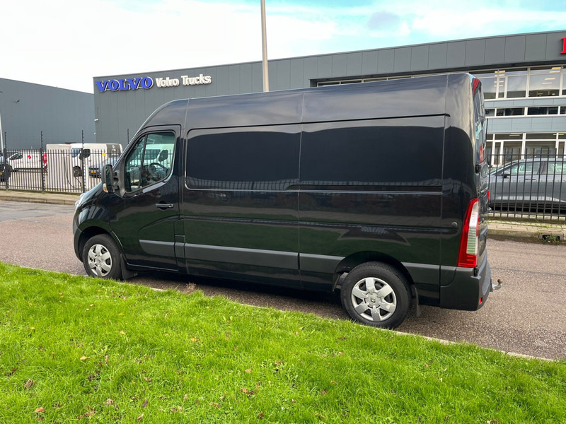 فان المدمجة Renault Master 130.33 L2H2 2.3dci: صورة 13
