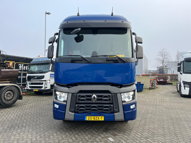 Renault T-11 SLEEPERCAB 380 P6X2 COMFORT - شاحنة مقفلة: صورة 4 Renault T-11 SLEEPERCAB 380 P6X2 COMFORT - شاحنة مقفلة: صورة 4