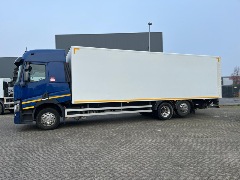 Renault T-11 SLEEPERCAB 380 P6X2 COMFORT - شاحنة مقفلة: صورة 3 Renault T-11 SLEEPERCAB 380 P6X2 COMFORT - شاحنة مقفلة: صورة 3