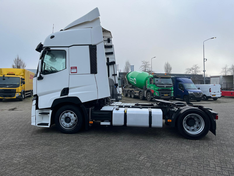 Renault T-13 EVO 480 T4X2 X-LOW SLEEPERCAB - وحدة جر: صورة 3 Renault T-13 EVO 480 T4X2 X-LOW SLEEPERCAB - وحدة جر: صورة 3