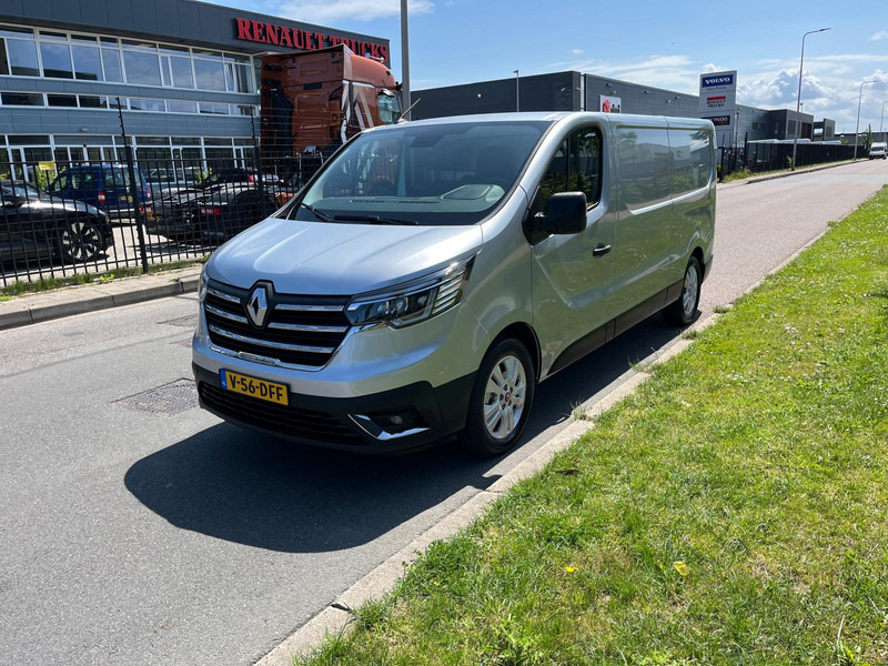 Renault Trafic E-Tech Red L2 H1, Airco, Nav, Camera - فان المدمجة, فان كهربائية: صورة 3 Renault Trafic E-Tech Red L2 H1, Airco, Nav, Camera - فان المدمجة, فان كهربائية: صورة 3