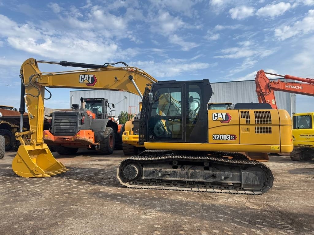 CAT 320 D 3 GC NEW UNUSED - حفار زحاف: صورة 1 CAT 320 D 3 GC NEW UNUSED - حفار زحاف: صورة 1