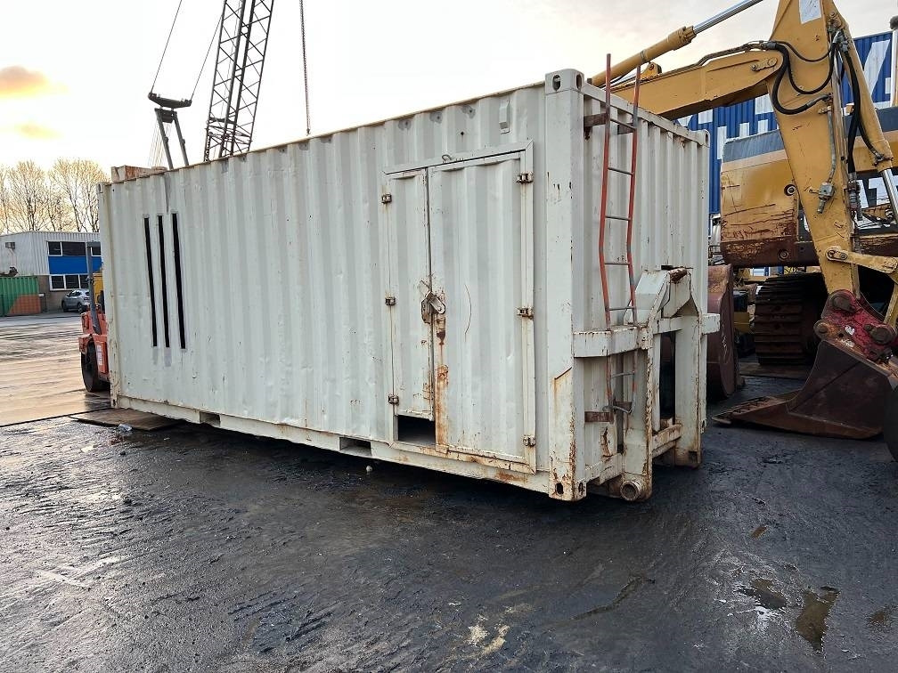 CAT C18 650kva generator - مجموعة المولدات: صورة 2 CAT C18 650kva generator - مجموعة المولدات: صورة 2