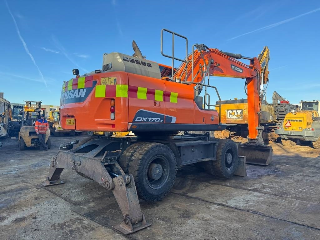 Doosan DX 170 W - 5 - حفارة دولاب: صورة 5 Doosan DX 170 W - 5 - حفارة دولاب: صورة 5