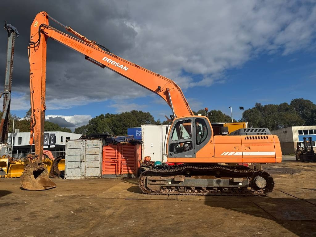 Doosan DX 300 LC ( 4.690 original hours 18M long reach ) - حفارة: صورة 1 Doosan DX 300 LC ( 4.690 original hours 18M long reach ) - حفارة: صورة 1