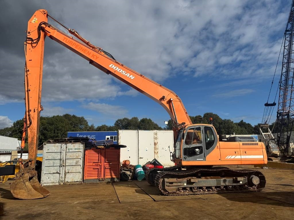 Doosan DX 300 LC ( 4.690 original hours 18M long reach ) - حفارة: صورة 2 Doosan DX 300 LC ( 4.690 original hours 18M long reach ) - حفارة: صورة 2