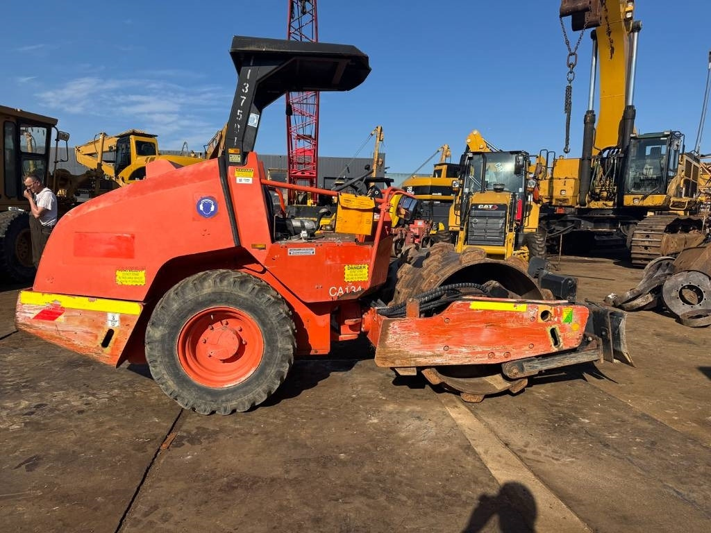 مدحلة المختلطة Dynapac CA 134 PD: صورة 6 مدحلة المختلطة Dynapac CA 134 PD: صورة 6