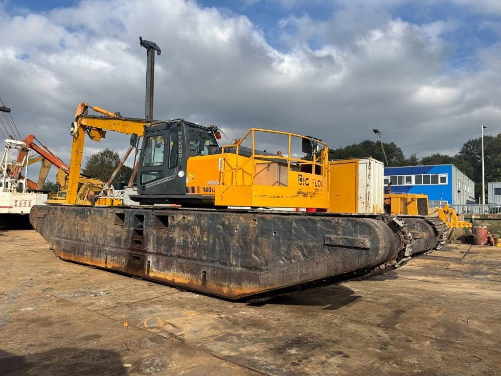 Hyundai Robex 140 LC-7 A BIGFLOAT AMPHIBIOUS EXCAVATOR - حفارة أفقية: صورة 3 Hyundai Robex 140 LC-7 A BIGFLOAT AMPHIBIOUS EXCAVATOR - حفارة أفقية: صورة 3