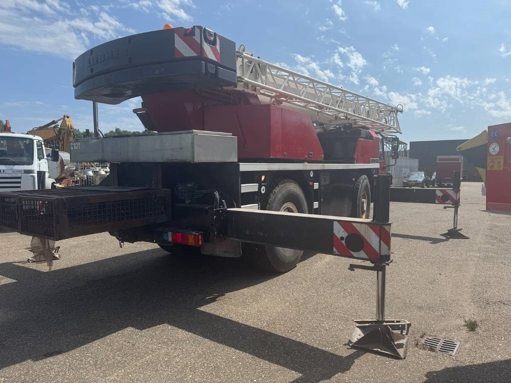 Liebherr LTM 1030-2.1 ( WITH JIB ) - رافعة لجميع التضاريس: صورة 5 Liebherr LTM 1030-2.1 ( WITH JIB ) - رافعة لجميع التضاريس: صورة 5