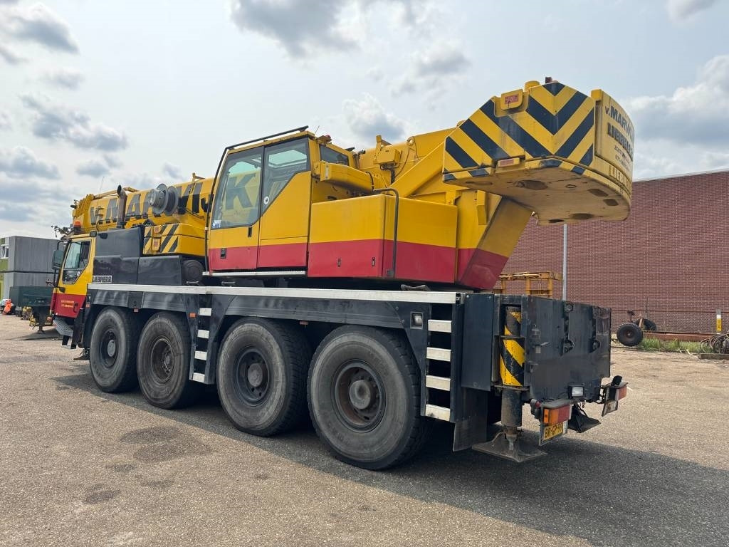 Liebherr LTM 1070-4.1 - رافعة لجميع التضاريس: صورة 3 Liebherr LTM 1070-4.1 - رافعة لجميع التضاريس: صورة 3