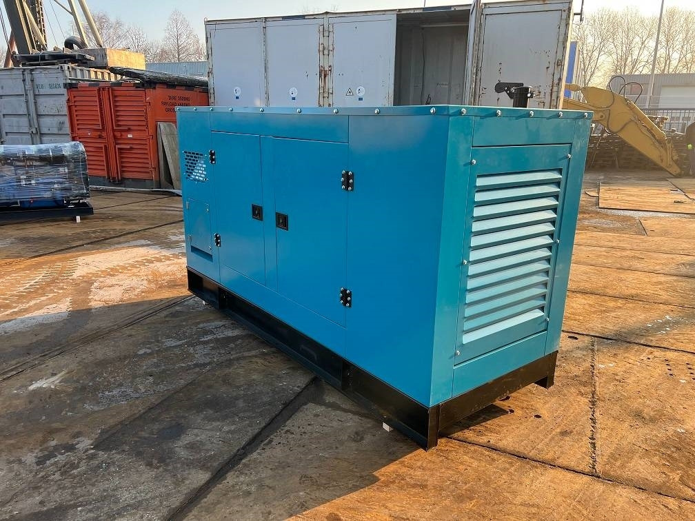 Ricardo 150KVA (120KW) SILENT GENERATOR 3 PHASE 50HZ 400V - مجموعة المولدات: صورة 5 Ricardo 150KVA (120KW) SILENT GENERATOR 3 PHASE 50HZ 400V - مجموعة المولدات: صورة 5