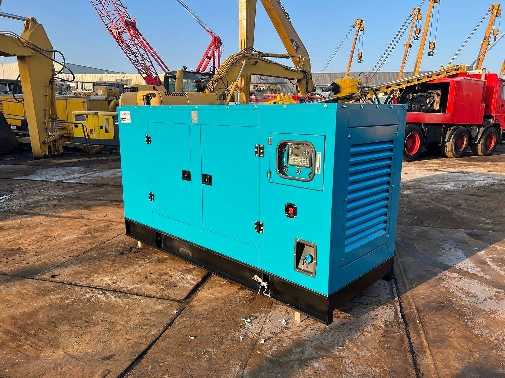 Ricardo 200KVA (160KW) SILENT GENERATOR 3 PHASE 50HZ 400V - مجموعة المولدات: صورة 3 Ricardo 200KVA (160KW) SILENT GENERATOR 3 PHASE 50HZ 400V - مجموعة المولدات: صورة 3