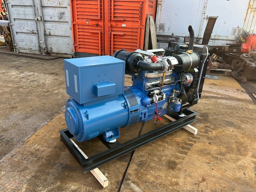 Ricardo 50kva (40kw) generator 3 phase 50hz 400v unused - مجموعة المولدات: صورة 3 Ricardo 50kva (40kw) generator 3 phase 50hz 400v unused - مجموعة المولدات: صورة 3