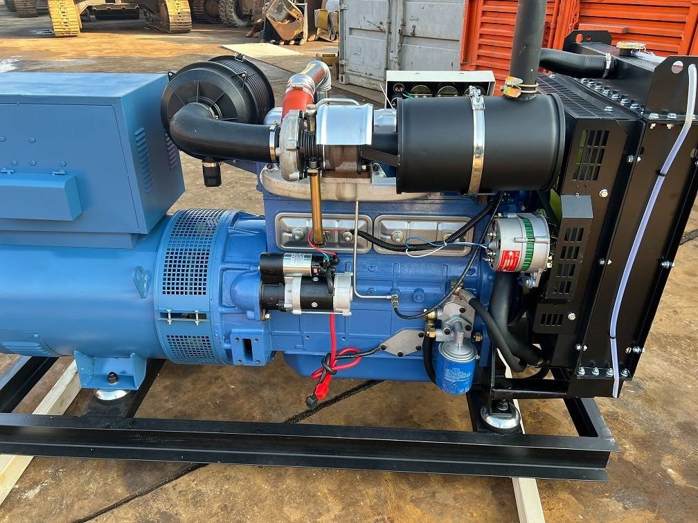 Ricardo 50kva (40kw) generator 3 phase 50hz 400v unused - مجموعة المولدات: صورة 5 Ricardo 50kva (40kw) generator 3 phase 50hz 400v unused - مجموعة المولدات: صورة 5