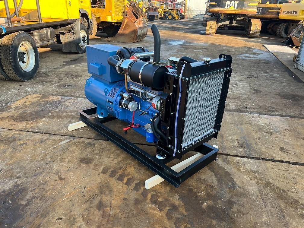 Ricardo 50kva (40kw) generator 3 phase 50hz 400v unused - مجموعة المولدات: صورة 4 Ricardo 50kva (40kw) generator 3 phase 50hz 400v unused - مجموعة المولدات: صورة 4
