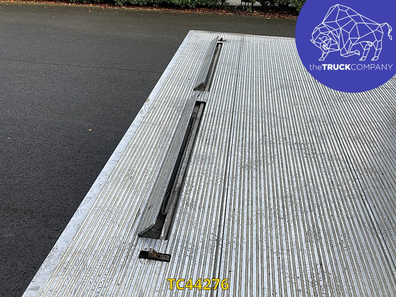 Iveco EuroCargo 100 E15 - شاحنة مقفلة: صورة 2 Iveco EuroCargo 100 E15 - شاحنة مقفلة: صورة 2