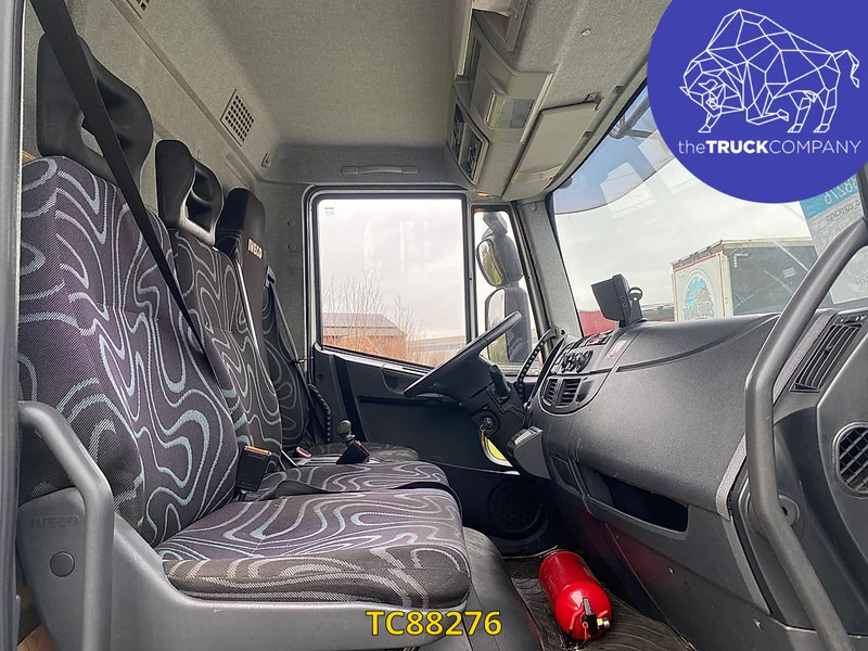 Iveco EuroCargo 120 E22 - شاحنة الفريزر: صورة 5 Iveco EuroCargo 120 E22 - شاحنة الفريزر: صورة 5