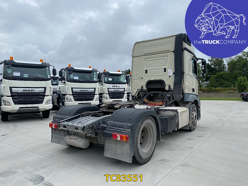Mercedes-Benz Actros 1843 - وحدة جر: صورة 2 Mercedes-Benz Actros 1843 - وحدة جر: صورة 2