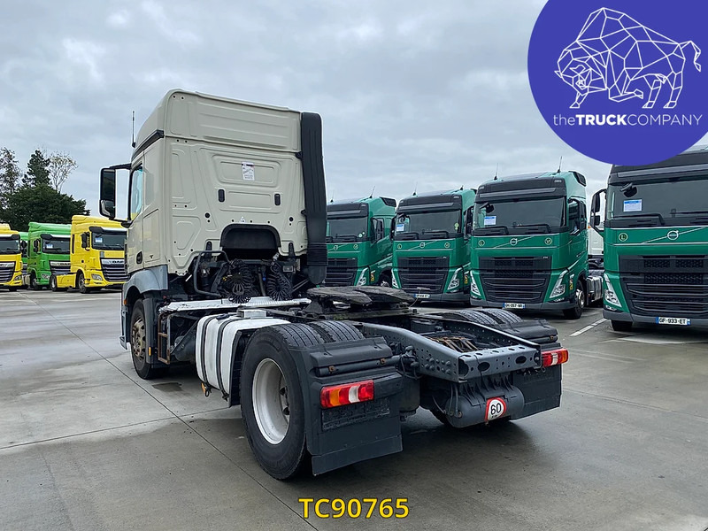 Mercedes-Benz Actros 1843 - وحدة جر: صورة 3 Mercedes-Benz Actros 1843 - وحدة جر: صورة 3