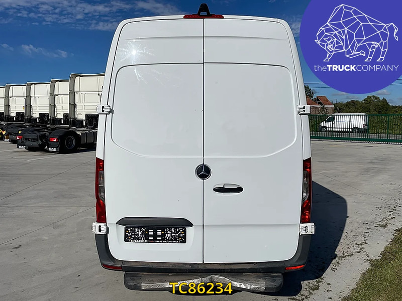 Mercedes-Benz E-Sprinter L2H2 41kWh - فان, فان كهربائية: صورة 4 Mercedes-Benz E-Sprinter L2H2 41kWh - فان, فان كهربائية: صورة 4