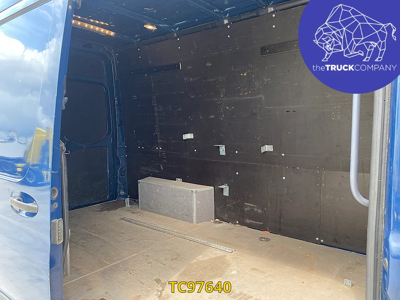 Mercedes-Benz Sprinter - فان: صورة 3 Mercedes-Benz Sprinter - فان: صورة 3