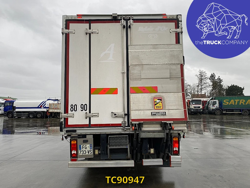Renault D 210 - شاحنة الفريزر: صورة 4 Renault D 210 - شاحنة الفريزر: صورة 4