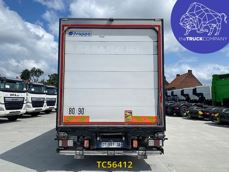Renault D 240 - شاحنة الفريزر: صورة 1 Renault D 240 - شاحنة الفريزر: صورة 1