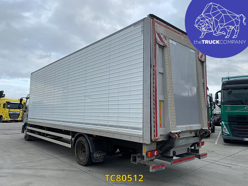 Renault Midlum 240 - شاحنة مقفلة: صورة 2 Renault Midlum 240 - شاحنة مقفلة: صورة 2