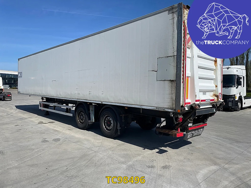 Renders - نصف مقطورة صندوق مغلق: صورة 3 Renders - نصف مقطورة صندوق مغلق: صورة 3