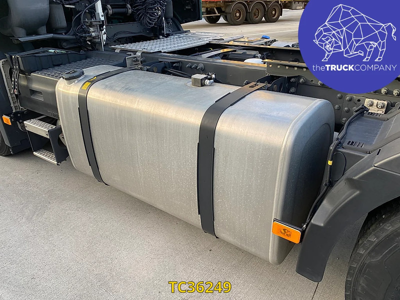 وحدة جر Volvo FH 500: صورة 15