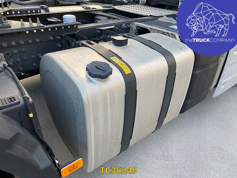 وحدة جر Volvo FH 500: صورة 14