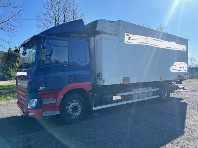 DAF CF 370 Tiefkühler NUR 426000 km - شاحنة الفريزر: صورة 2 DAF CF 370 Tiefkühler NUR 426000 km - شاحنة الفريزر: صورة 2