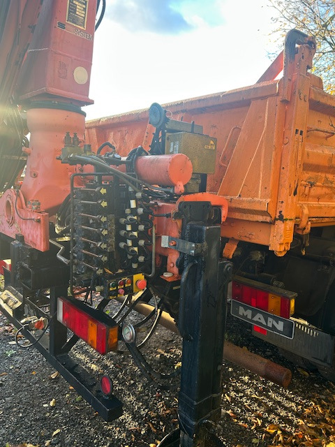 MAN 19 293 4x4 Kran Atlas 85.1 A2 - شاحنة قلاب: صورة 3 MAN 19 293 4x4 Kran Atlas 85.1 A2 - شاحنة قلاب: صورة 3