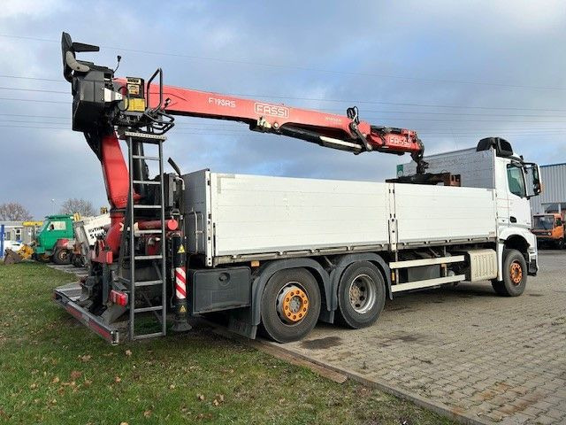 Mercedes-Benz 2545 Kran FASSI F195AS Mercedes-Benz 2545 Kran FASSI F195AS - شاحنات مسطحة, شاحنة كرين: صورة 1 Mercedes-Benz 2545 Kran FASSI F195AS Mercedes-Benz 2545 Kran FASSI F195AS - شاحنات مسطحة, شاحنة كرين: صورة 1