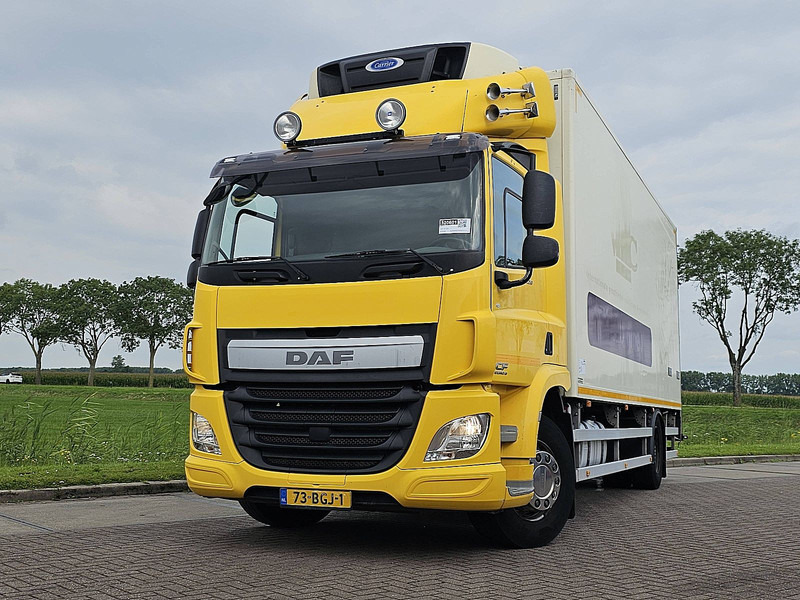 DAF CF 220 CARRIER LIFT DOORS - شاحنة الفريزر: صورة 1 DAF CF 220 CARRIER LIFT DOORS - شاحنة الفريزر: صورة 1