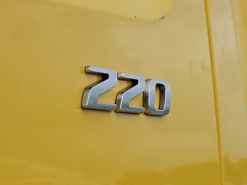 شاحنة الفريزر DAF CF 220 CARRIER LIFT DOORS: صورة 16