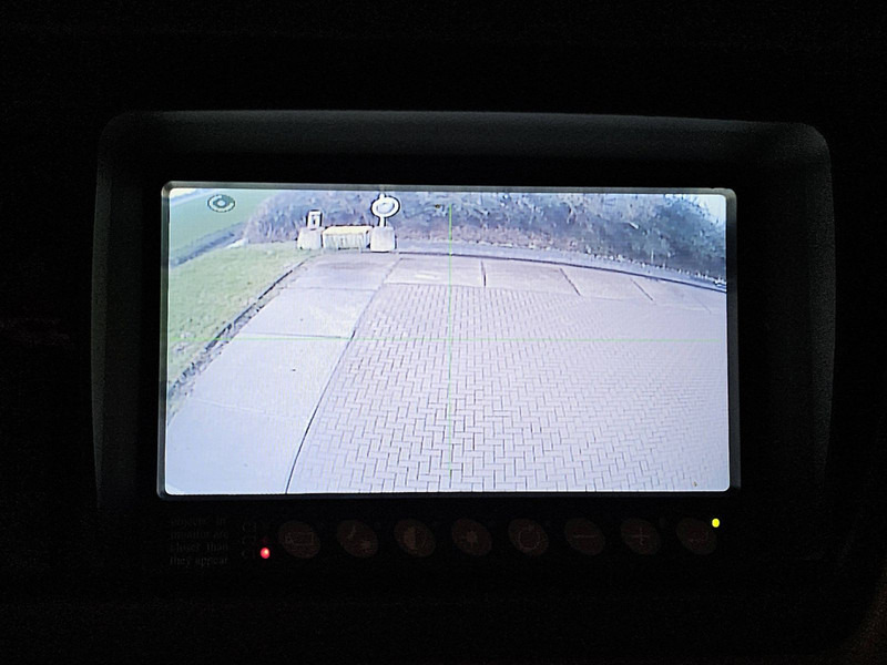 شاحنة مقفلة DAF LF 290 11.9T BOX: 7.8M LIFT: صورة 10 شاحنة مقفلة DAF LF 290 11.9T BOX: 7.8M LIFT: صورة 10