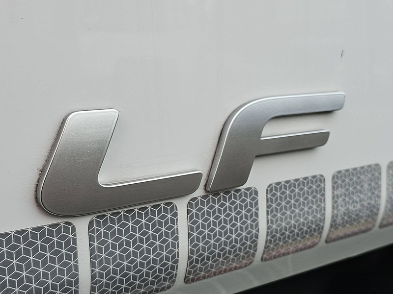 شاحنة مقفلة DAF LF 290 11.9T BOX: 7.8M LIFT: صورة 13 شاحنة مقفلة DAF LF 290 11.9T BOX: 7.8M LIFT: صورة 13