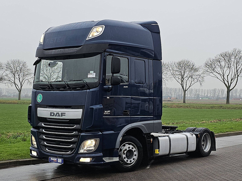 DAF XF 440 - وحدة جر: صورة 2 DAF XF 440 - وحدة جر: صورة 2