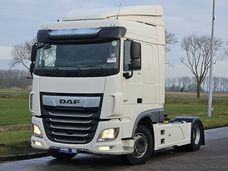 DAF XF 450 SPACECAB SKIRTS - وحدة جر: صورة 2 DAF XF 450 SPACECAB SKIRTS - وحدة جر: صورة 2