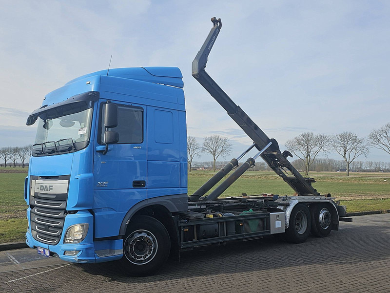 DAF XF 460 6X2 INTARDER - شاحنة ذات خطاف: صورة 2 DAF XF 460 6X2 INTARDER - شاحنة ذات خطاف: صورة 2