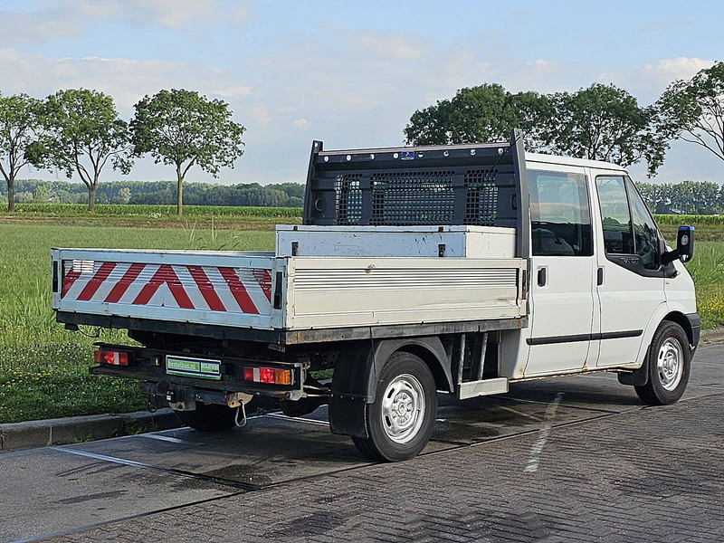 Ford Transit 300 pickup - شاحنة البيك أب: صورة 3 Ford Transit 300 pickup - شاحنة البيك أب: صورة 3