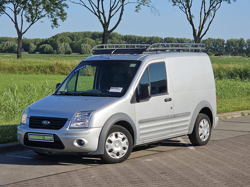 Ford Transit Connect - شاحنة مغلقة الصندوق: صورة 2 Ford Transit Connect - شاحنة مغلقة الصندوق: صورة 2