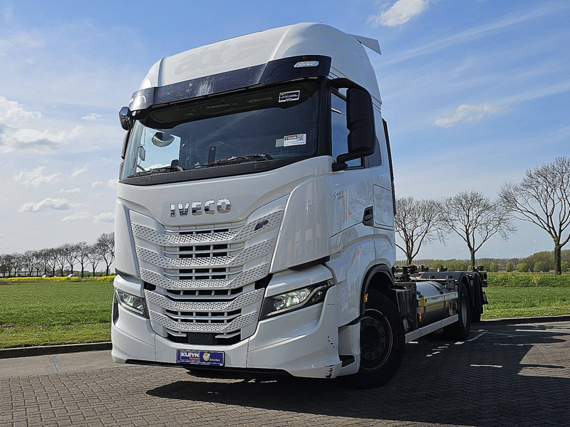 Iveco S-WAY AS260S46 LNG INT. STEERAXLE - شاحنات الحاويات / جسم علوي قابل للتغيير شاحنة: صورة 1 Iveco S-WAY AS260S46 LNG INT. STEERAXLE - شاحنات الحاويات / جسم علوي قابل للتغيير شاحنة: صورة 1